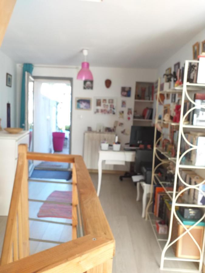 La Maison D Annick Apartment Lodeve Bagian luar foto